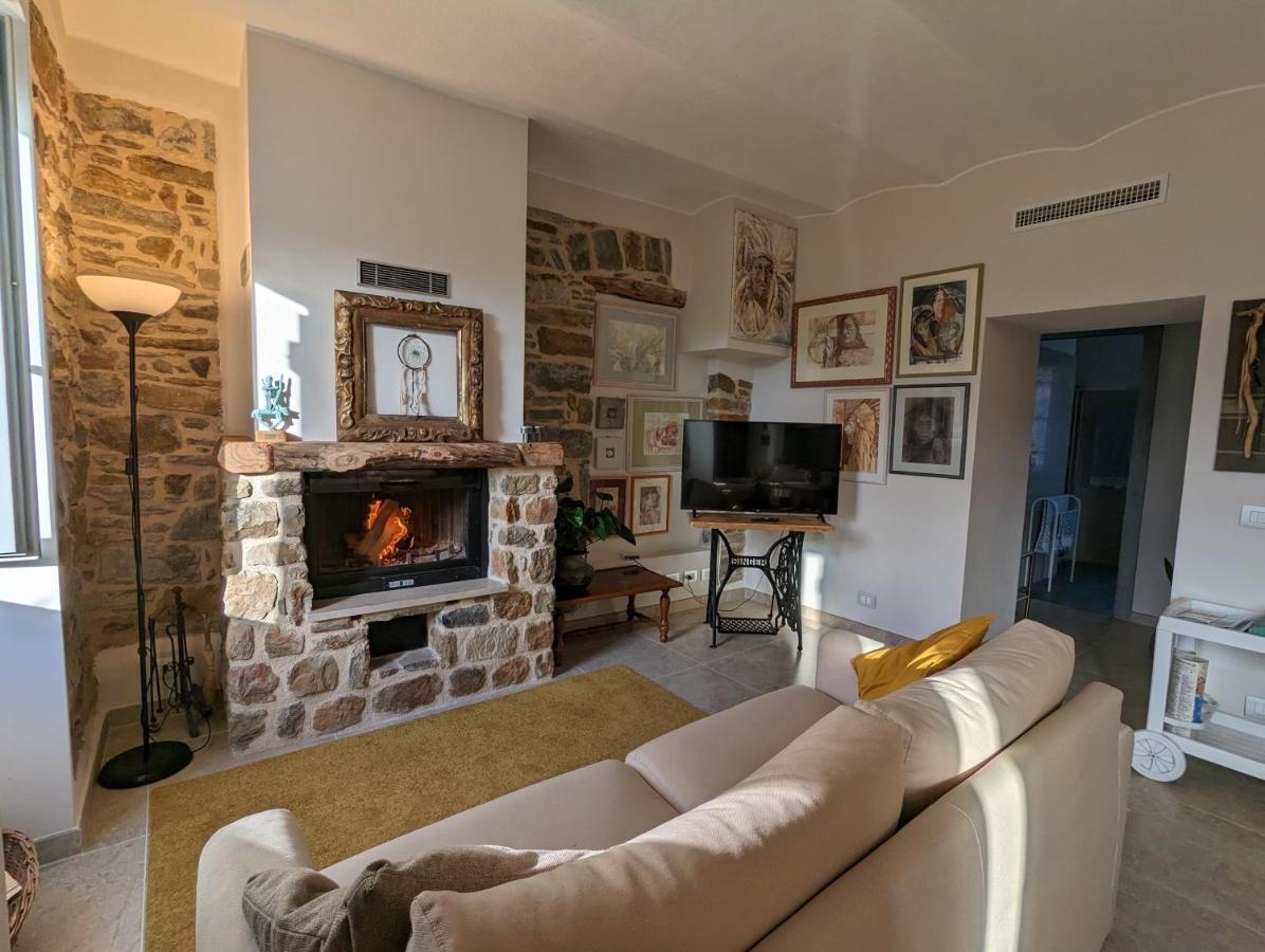 Ferienwohnung Le Due Macine Ventimiglia Exterior foto